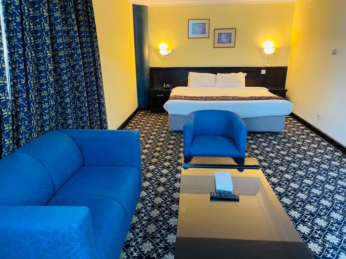 Phoenicia Tower Hotel And Spa Manama Eksteriør bilde